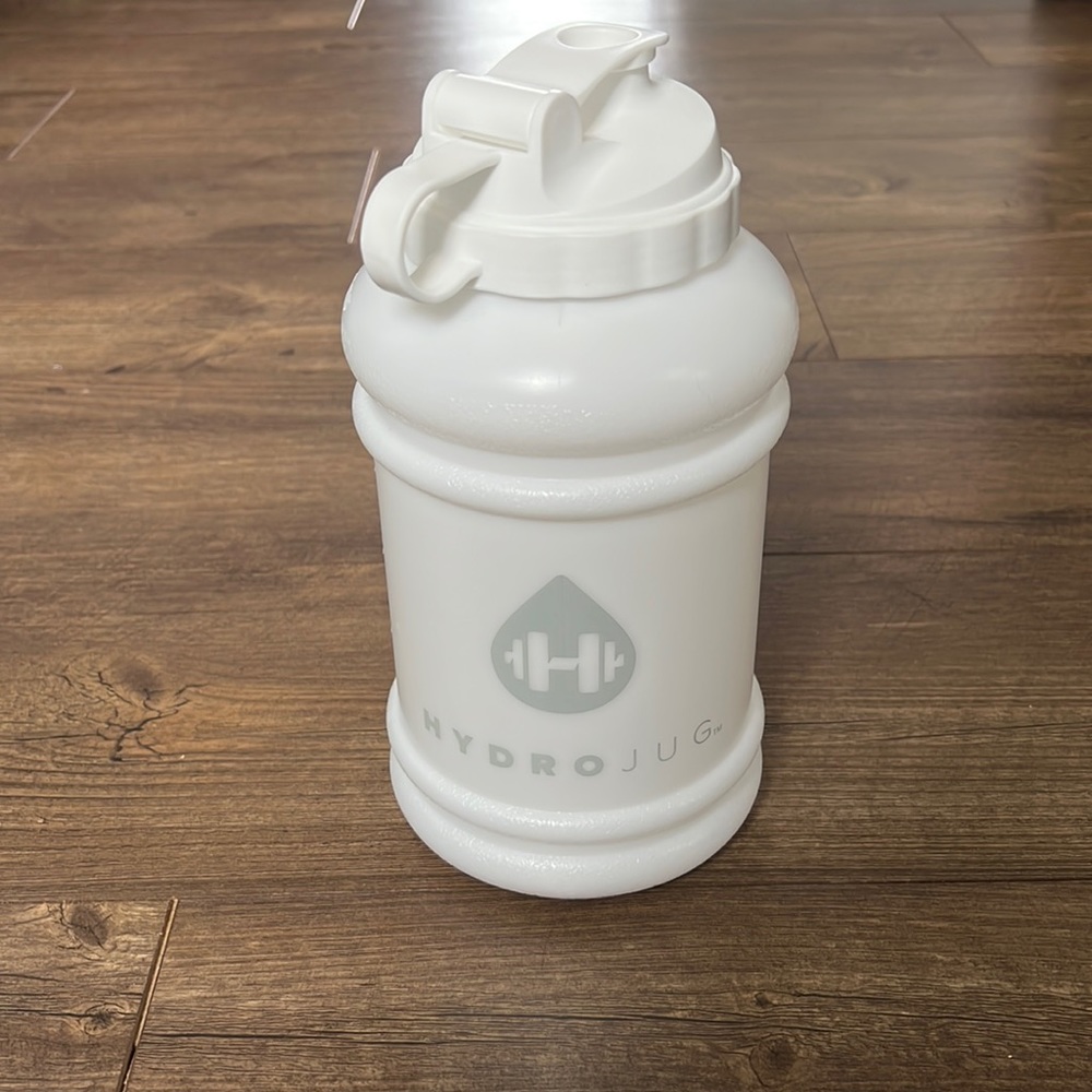 White Hydrojug